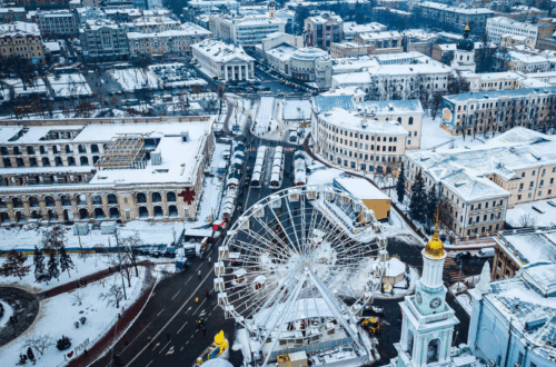 У Києві запускають нові FM-ретранслятори: що зміниться у радіомовленні столиці